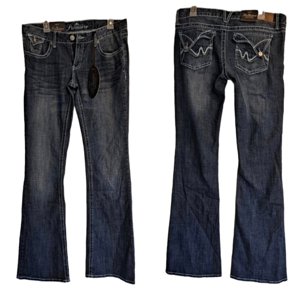 Rue21 NWT flare medium wash blue jeans